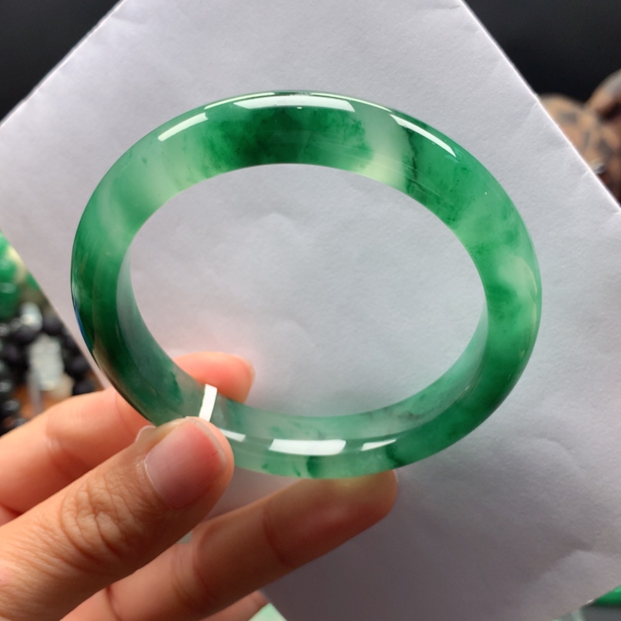 【闪购商品】未镶嵌手镯石英质玉