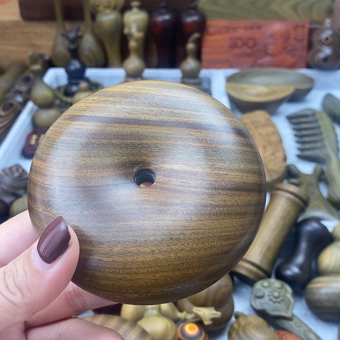 开***生香榧木阿根廷绿檀平安扣