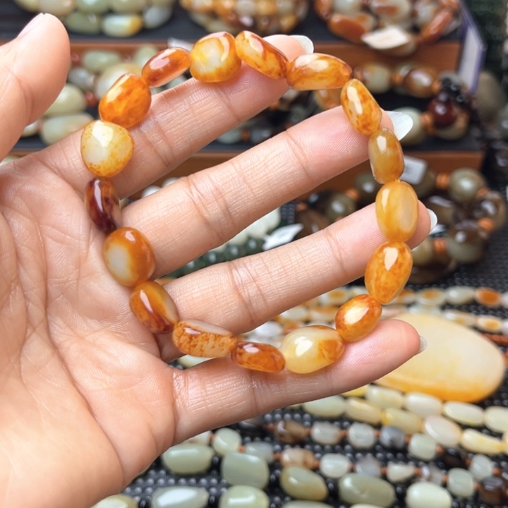 和田玉未镶嵌手链