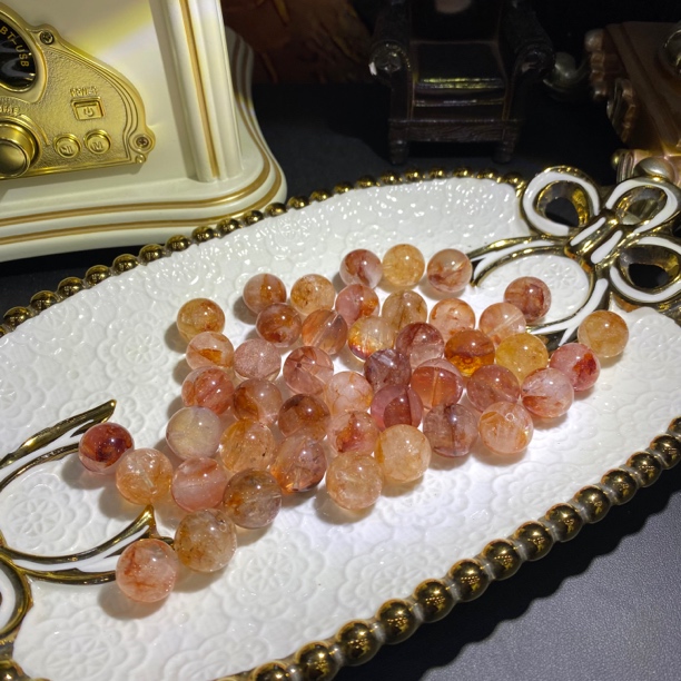 B706-天然老矿锦鲤芬达胶花水晶单珠diy通孔-多样性发其一