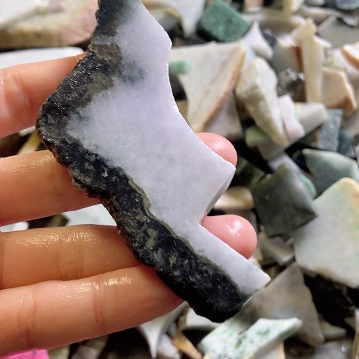 翡翠颈饰未镶嵌天然翡翠