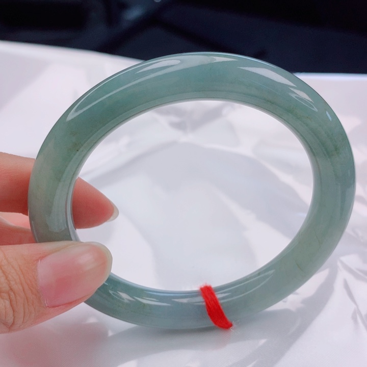 翡翠未镶嵌手镯（圆镯）57-58圈