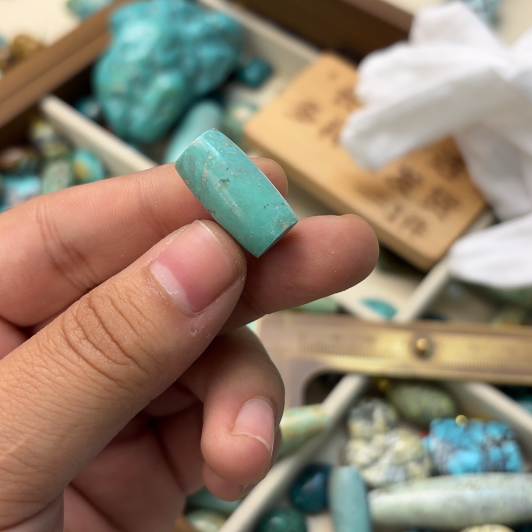 南红玛瑙未镶嵌绿松石