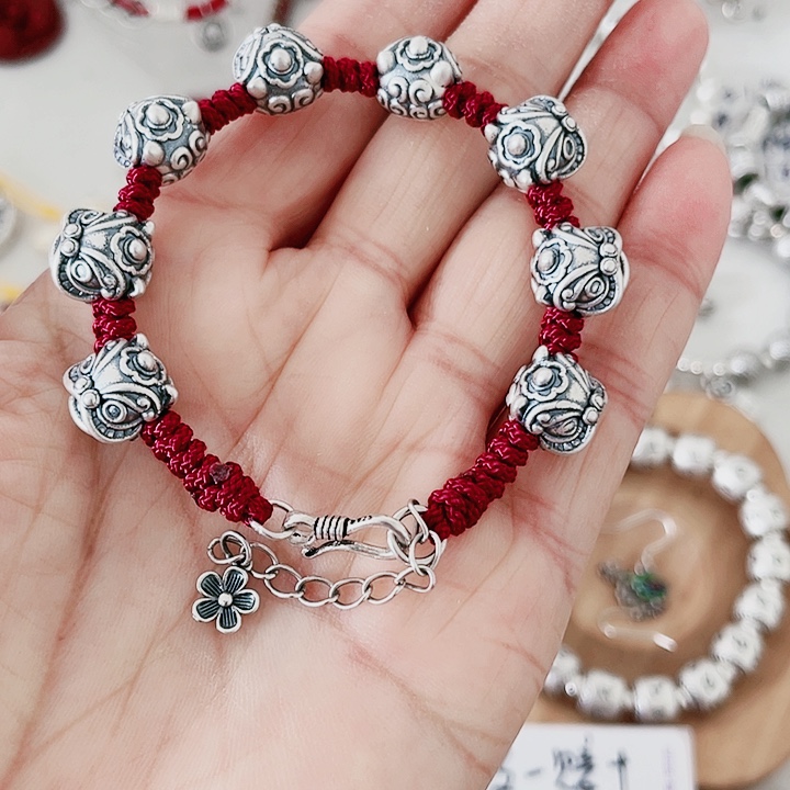 珐琅吊坠足银醒狮