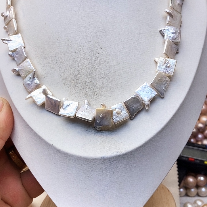 淡水珍珠颈饰合金