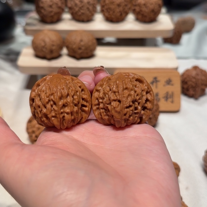 文玩核桃把件全品38磨盘