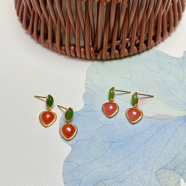 XY016南红心形S925银镶耳坠9*8*5mm+多样性发其一对