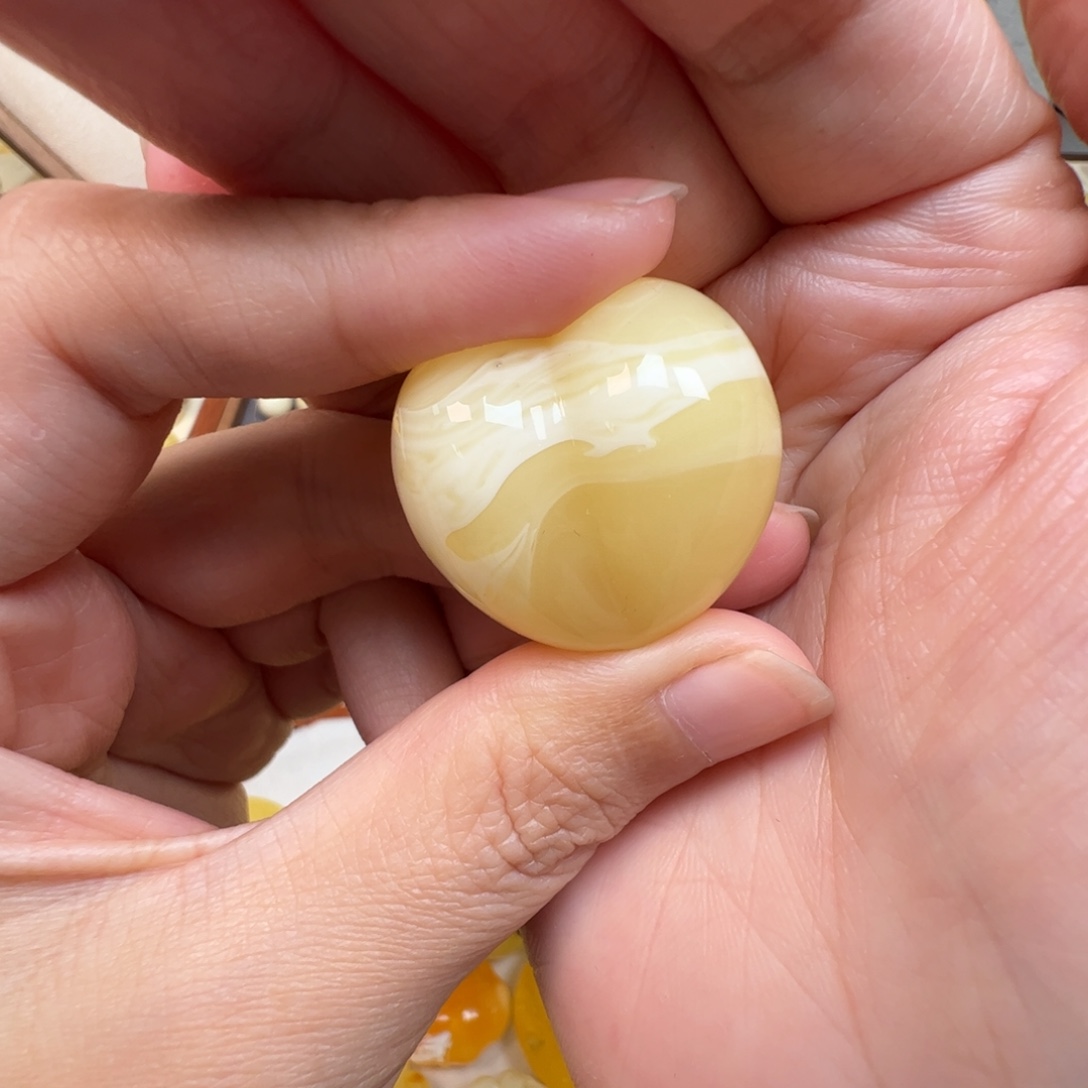 琥珀未镶嵌裸石蜜蜡