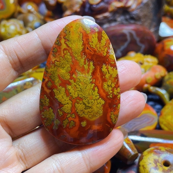 玛瑙/玉髓战国红吊坠未镶嵌梦****7