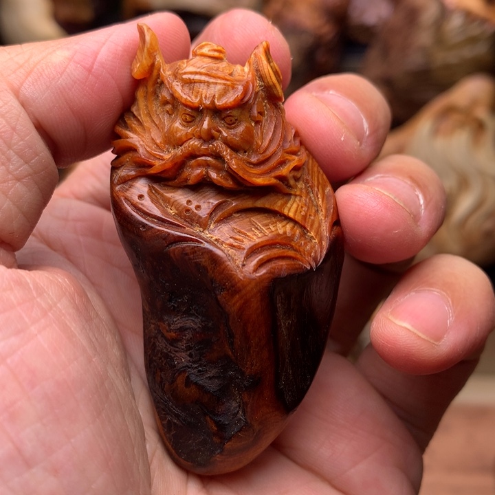 柏木（崖柏）崖柏陈化料手把件