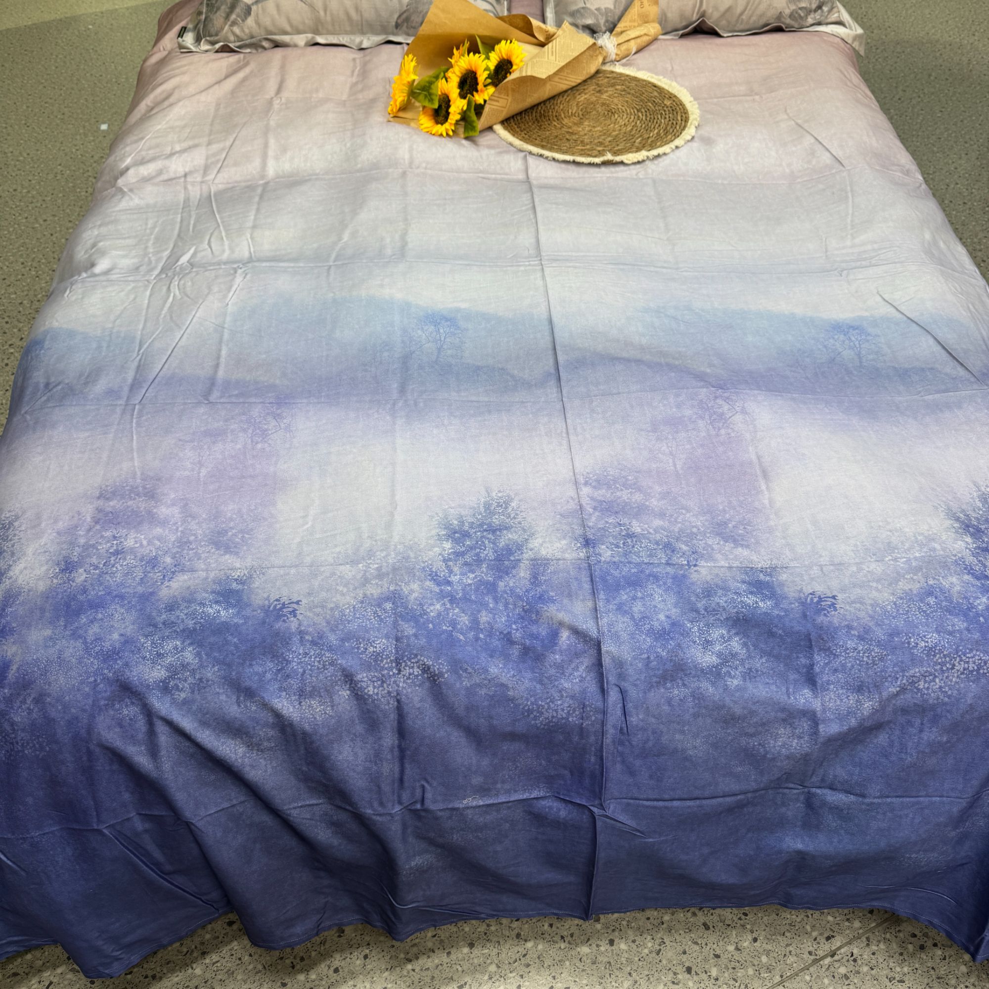 C403  艾草纤维绒渐变色床单235*235cm