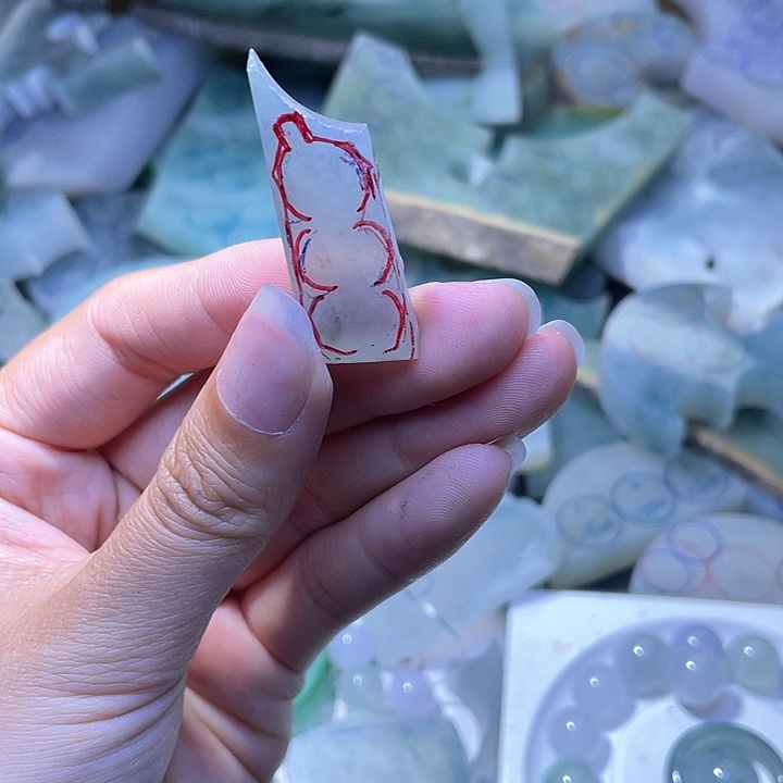 定制翡翠未镶嵌翡翠