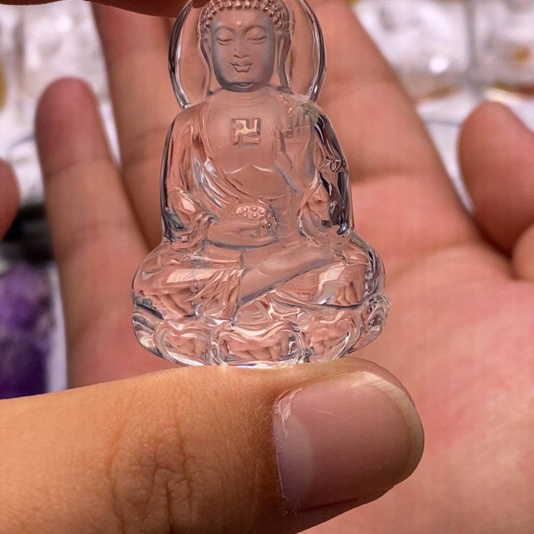 乔***生水晶颈饰未镶嵌定制