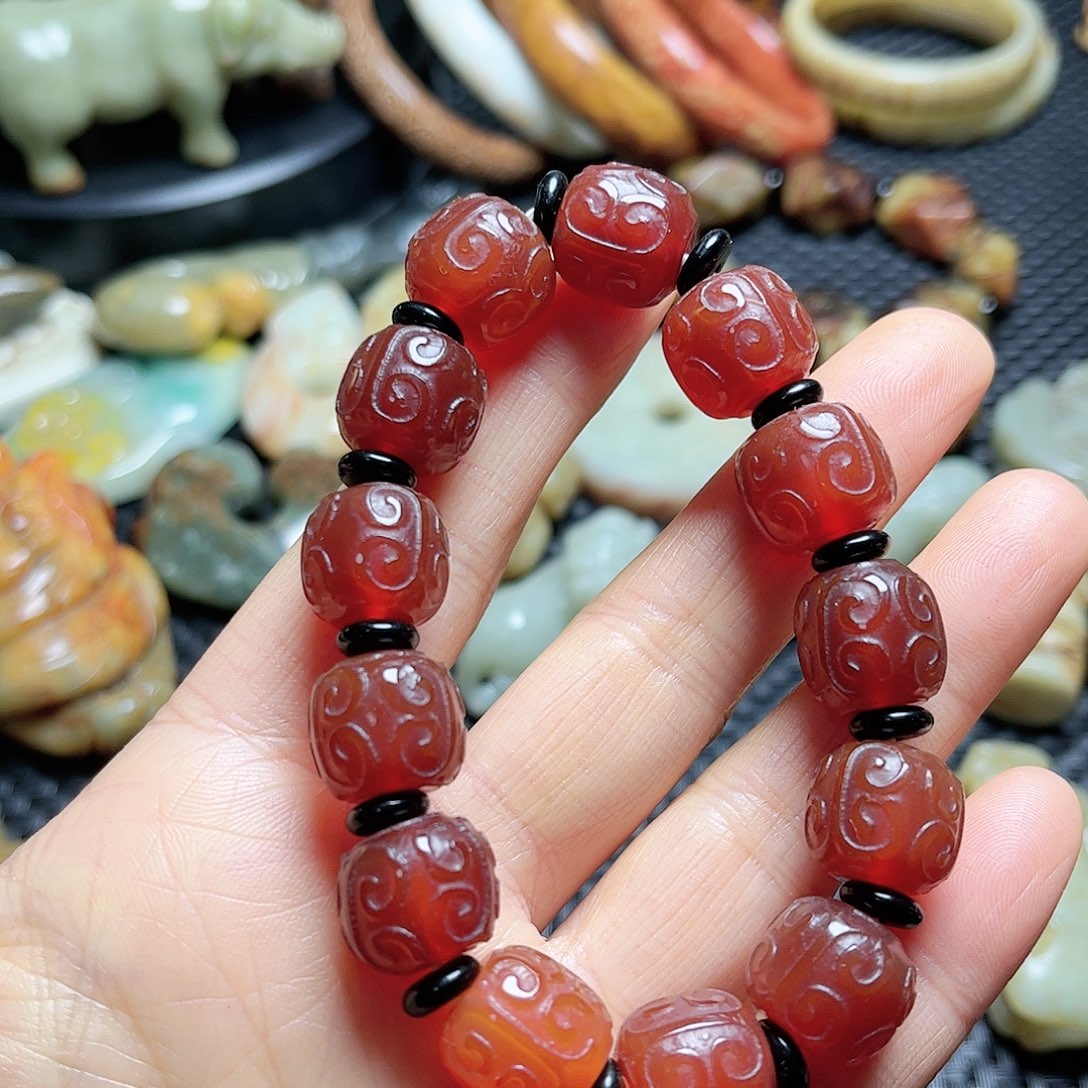 白玉菩提吊坠摆件