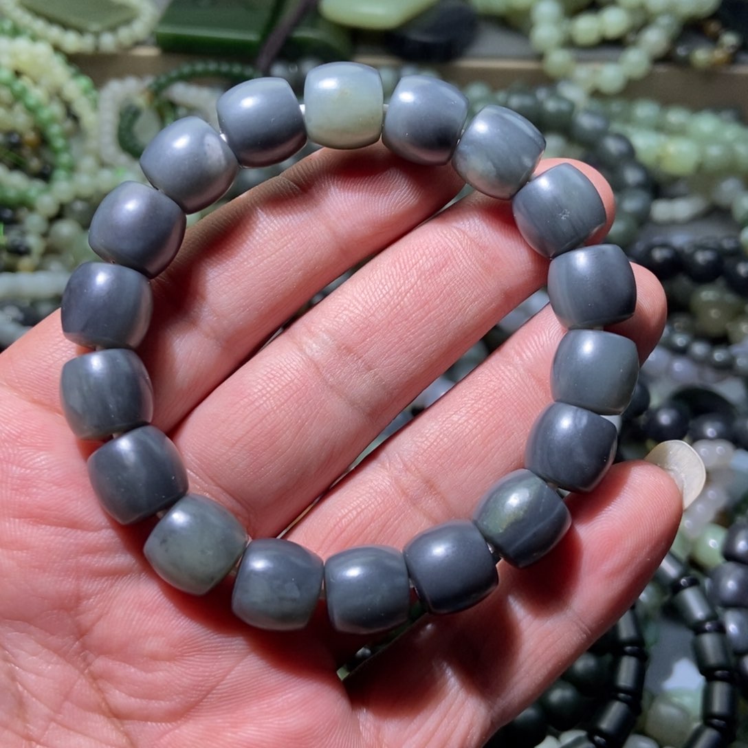 和田玉手链未镶嵌