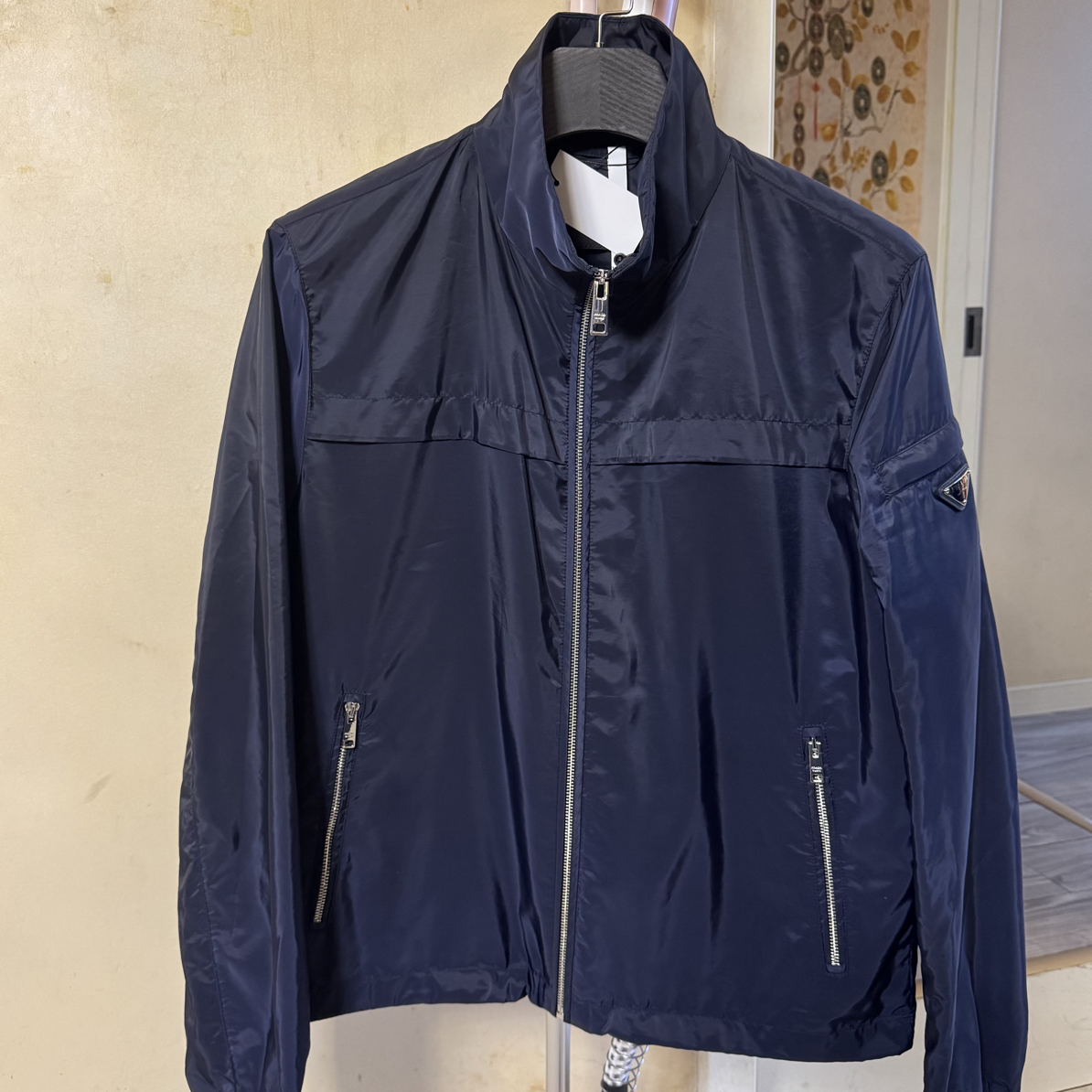 未使用 Prada/普拉达 1133普拉达三角钢标尼龙夹克/50/全新