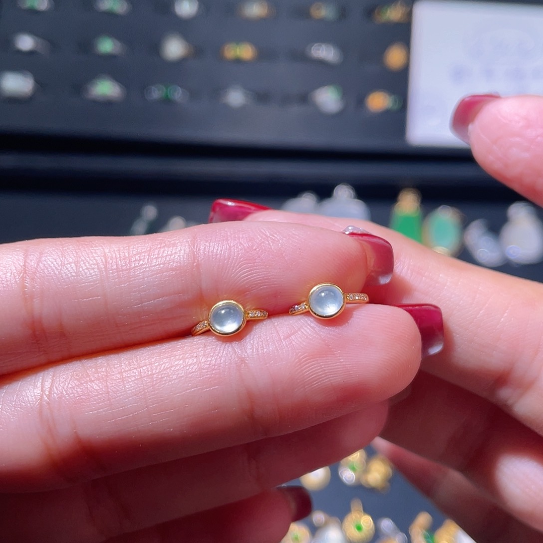 翡翠耳饰18K金镶嵌耳饰