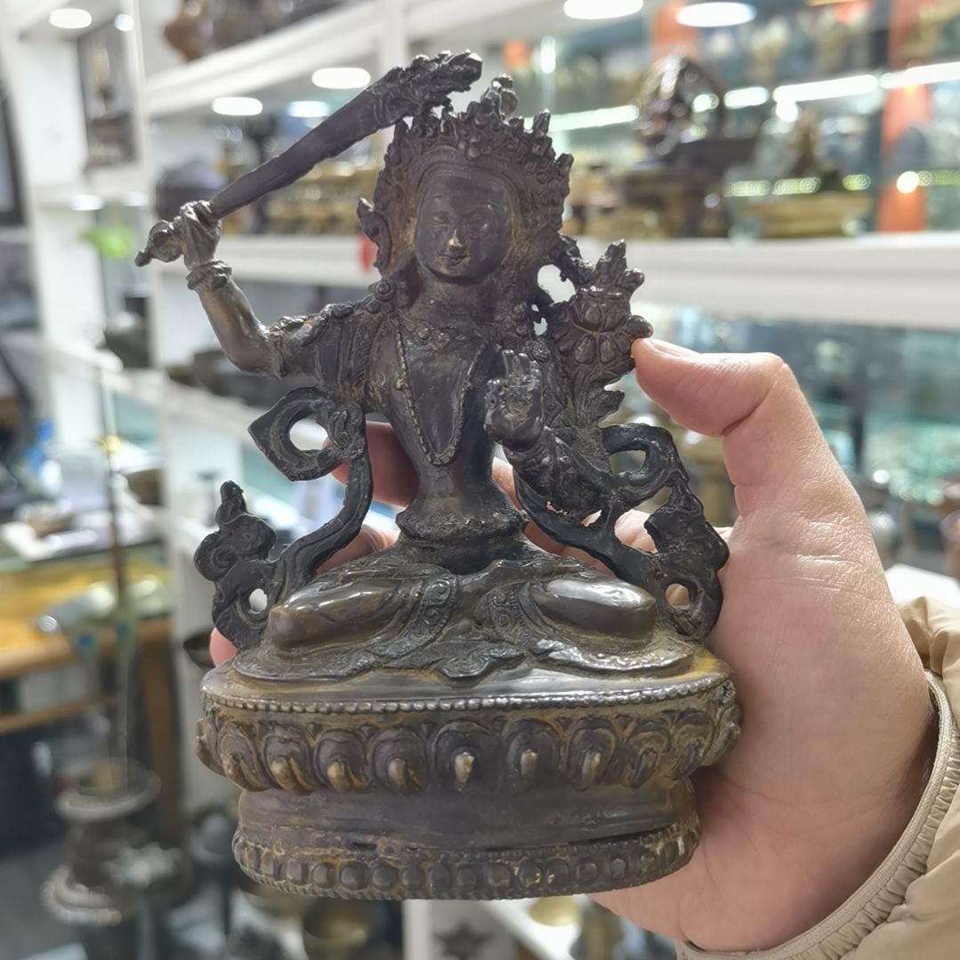 一铭专属老造像一个