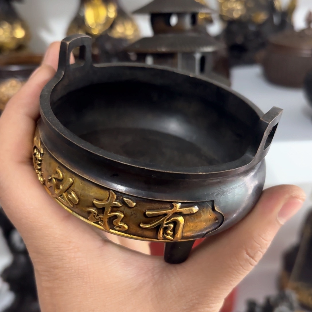 铜器摆件收收藏藏