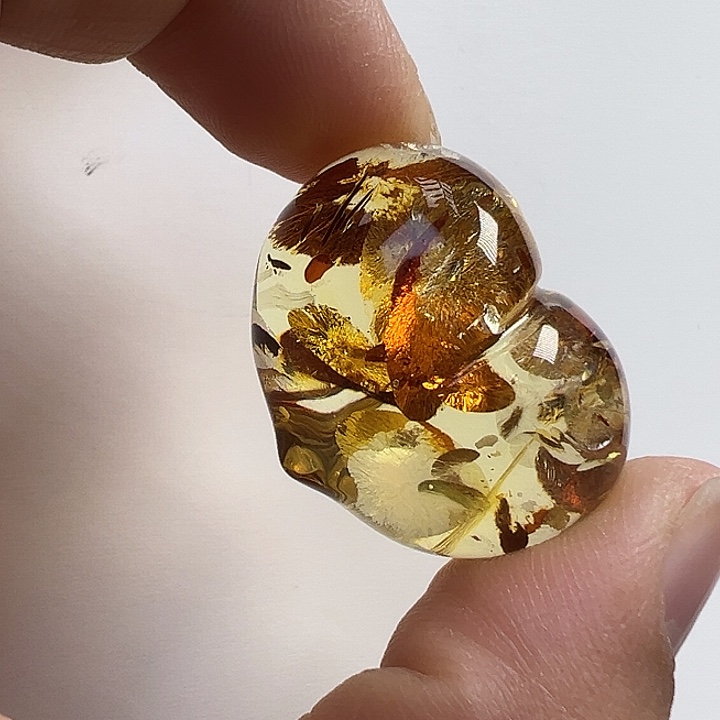 琥珀（花珀）未镶嵌颈饰