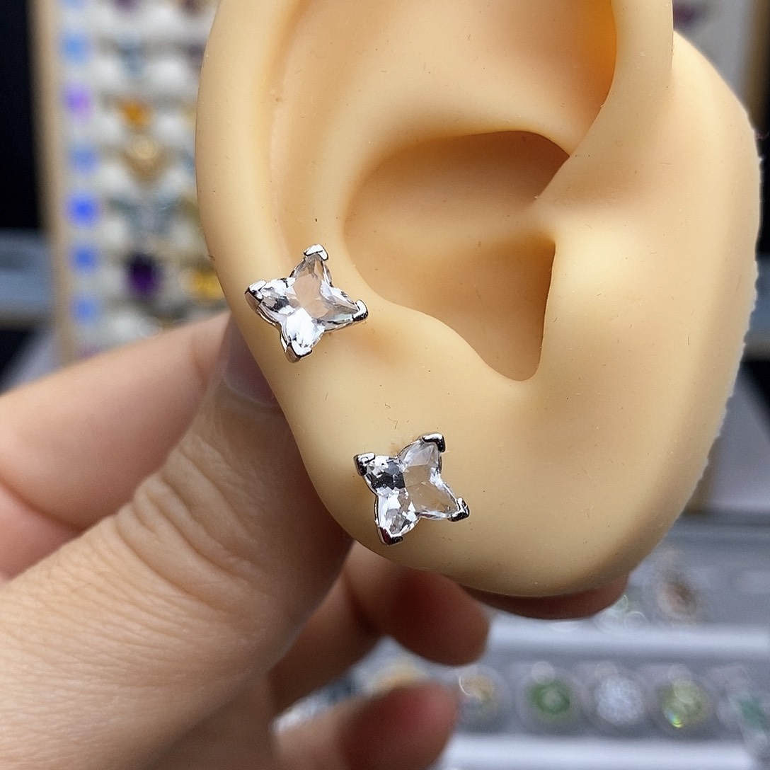 银S925镶嵌耳钉水晶不含证书