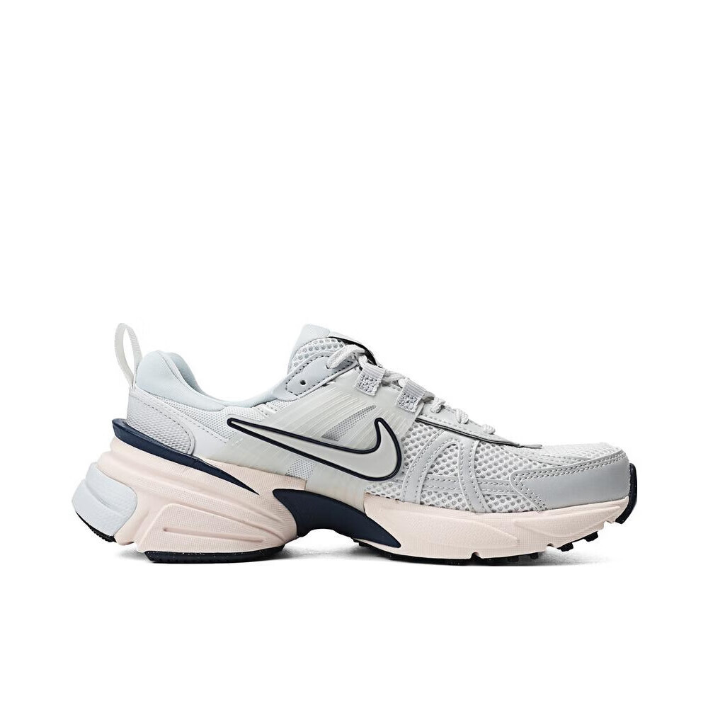 2【35.5码耐克瑕疵合集】NIKE 运动跑步板鞋2