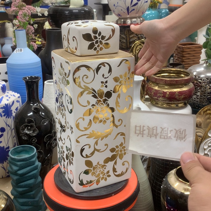 摆件微瑕陶瓷介意勿拍