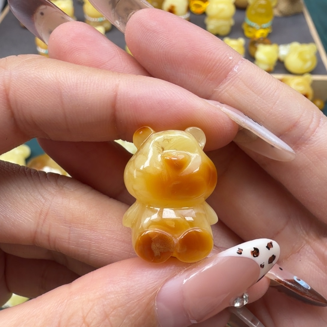 琥珀未镶嵌裸石蜜蜡