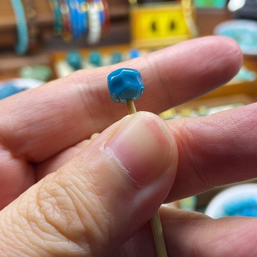 绿松石未镶嵌珠宝奇石8mm