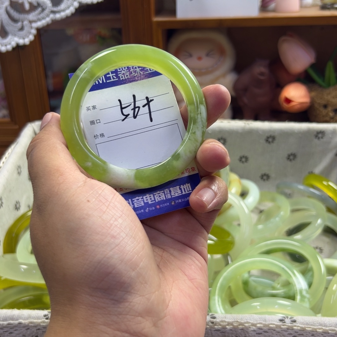 未镶嵌蛇纹石玉手镯612