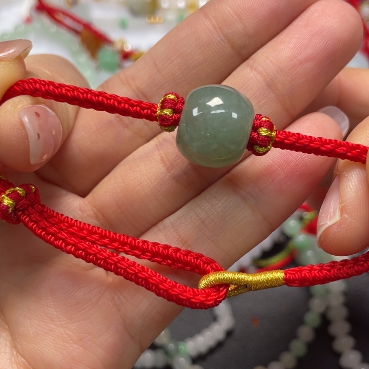 翡翠未镶嵌手绳799999900