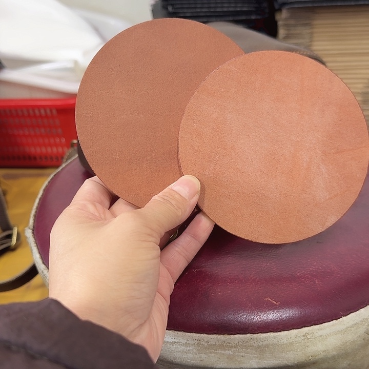 没有加工真牛皮杯垫两块
