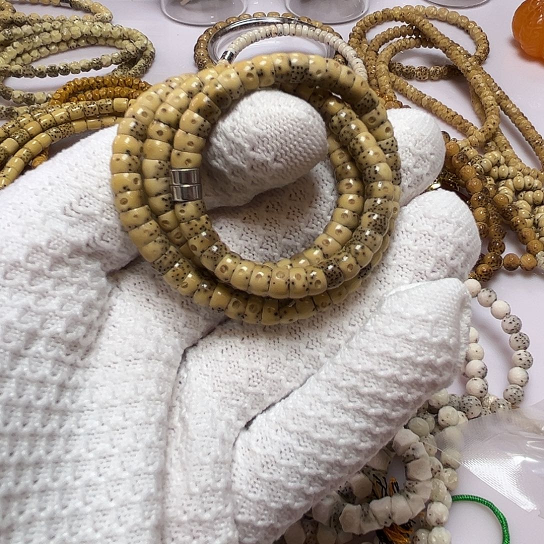 吊坠星月菩提6藏切双圈