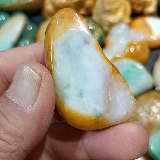 翡翠未镶嵌颈饰达马坎A货翡翠支持复检手玩件