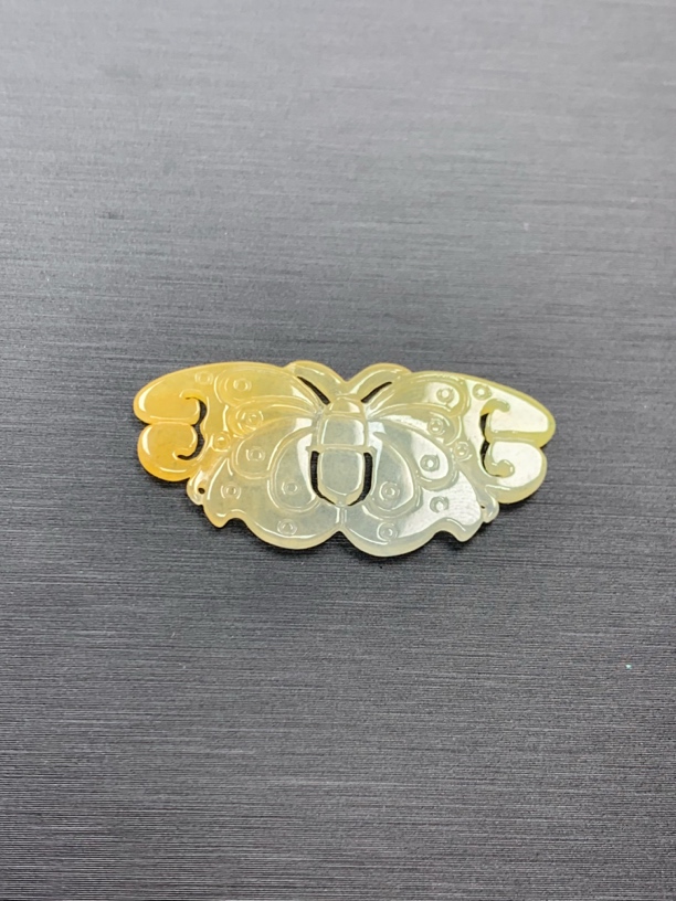 天然缅甸翡翠A货 精品蝴蝶 冰透雕刻气质女士精雕项坠复古仿古