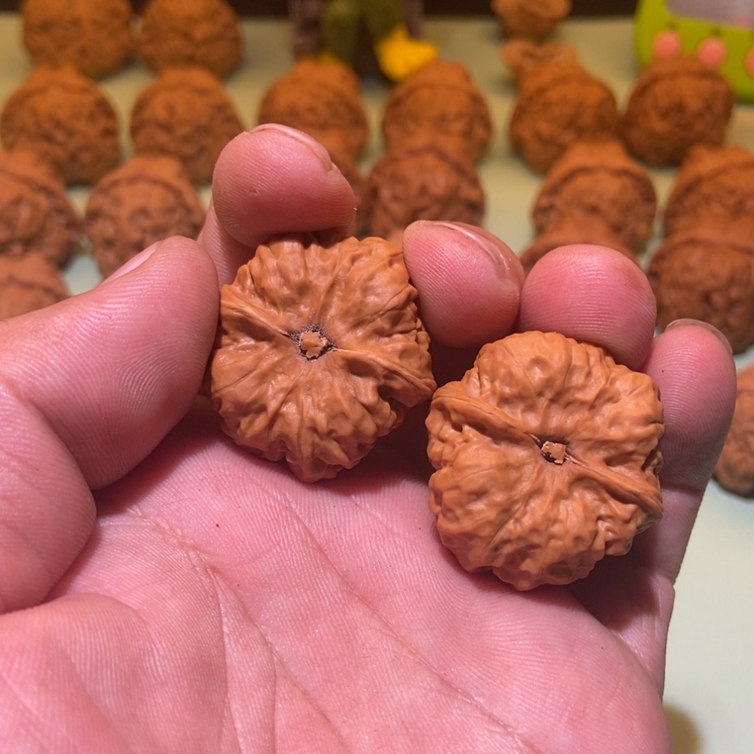 核桃手串/手链1*3蛤蟆头33一对