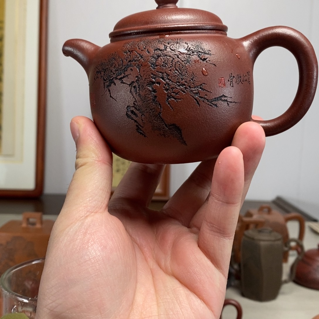 紫砂茶壶原矿泥料传统工艺制作