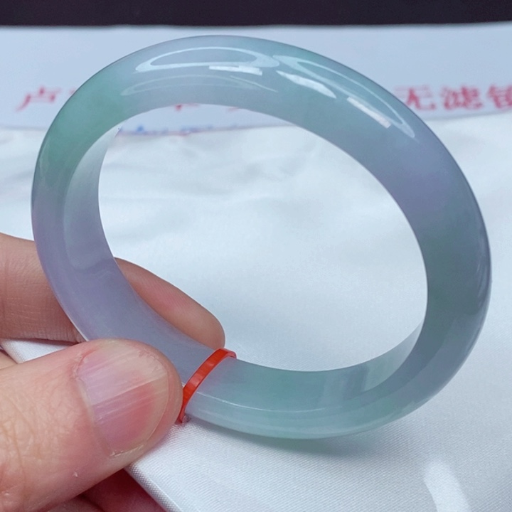 翡翠手镯未镶嵌55圈贵妃