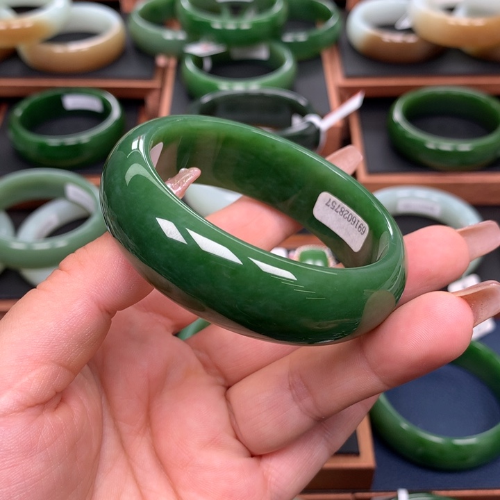 和田玉（碧玉）5758圈口未镶嵌