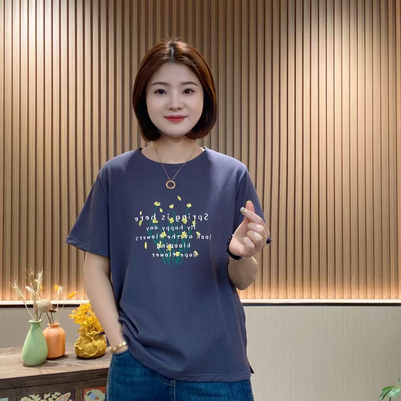 【夏季新款】黑色字母小黄花印花百搭短袖T恤时尚显瘦X26256