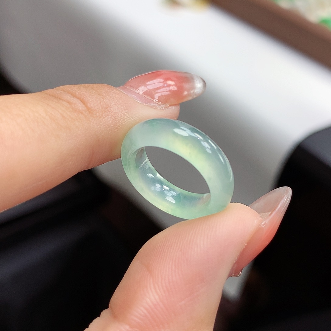 翡翠戒指未镶嵌6.7号