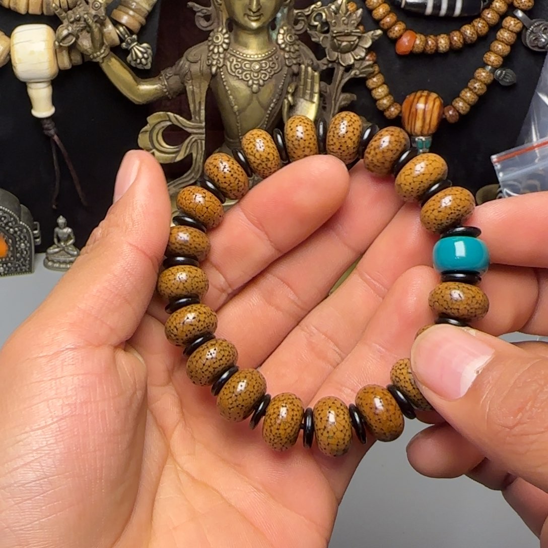 钱****格桑工艺坊直播间