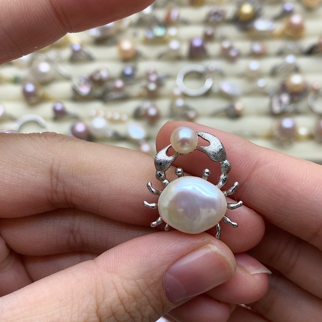 颈饰银S925镶嵌淡水珍珠