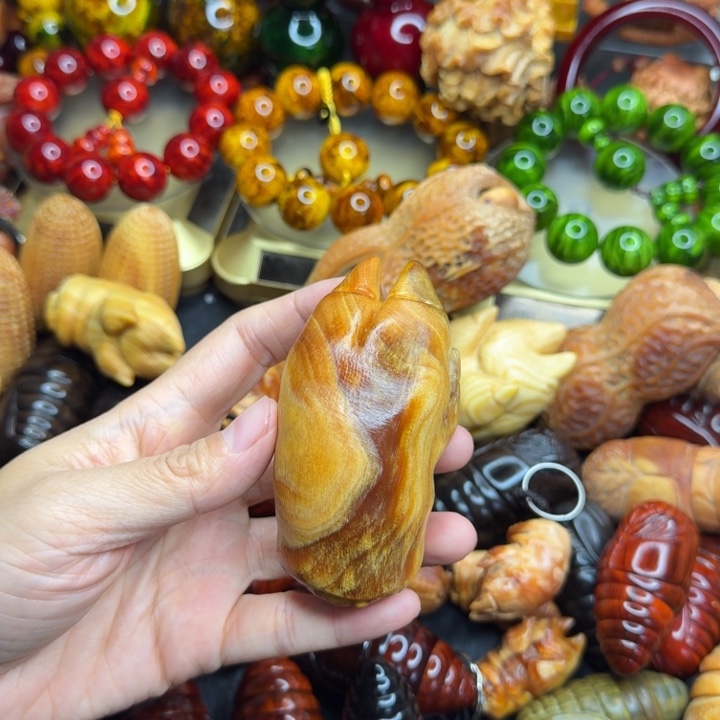 松木琥珀木文玩手串