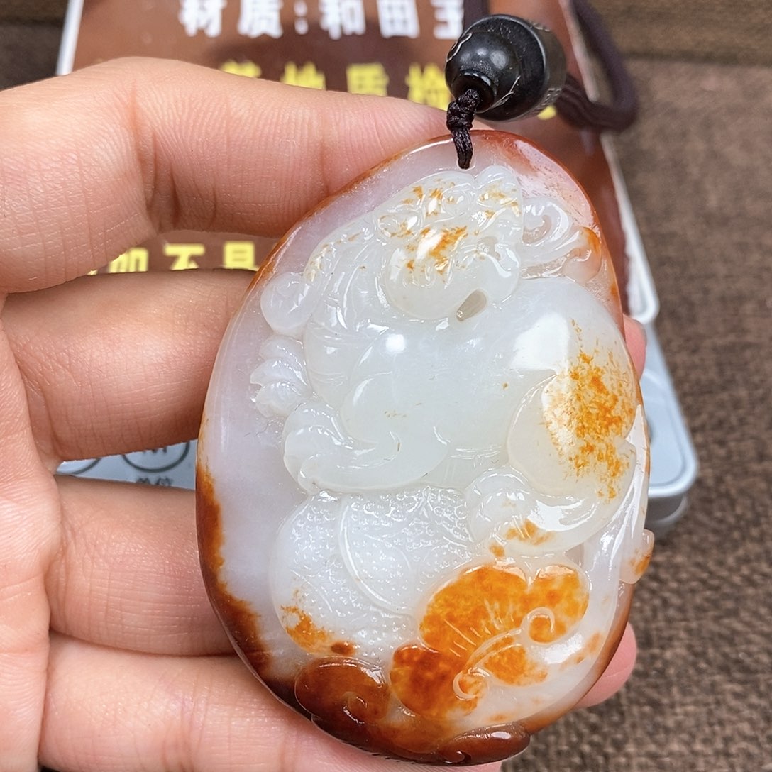 和田玉颈饰未镶嵌