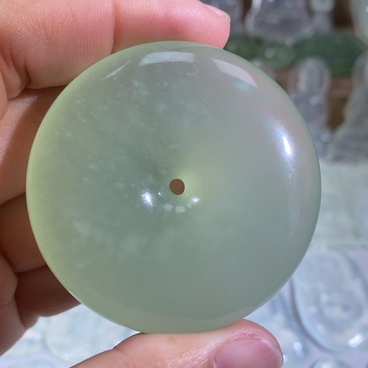 岫玉未镶嵌吊坠吊坠