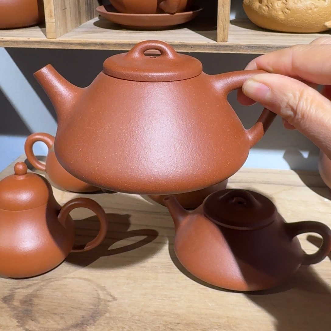 段泥茶壶降坡200毫升左右