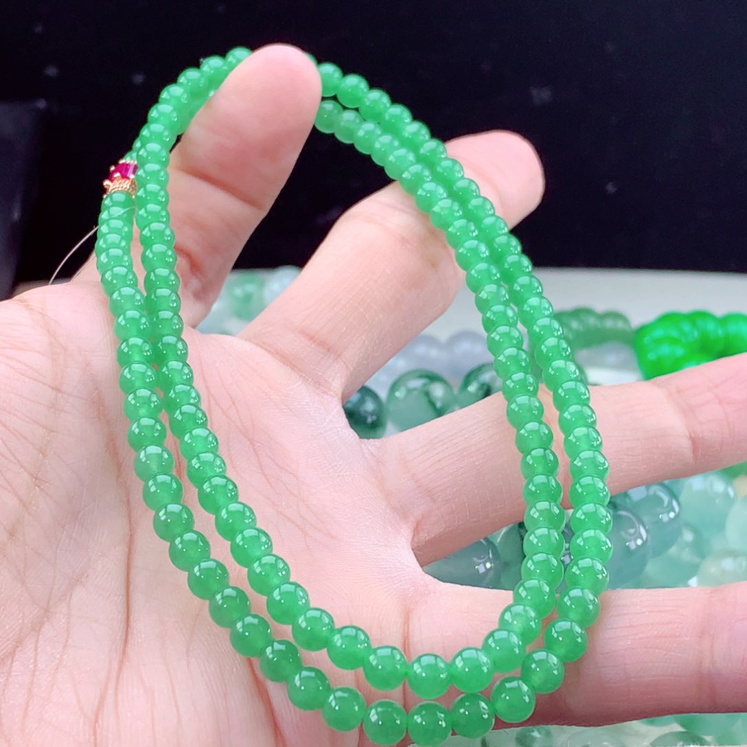 翡翠手链未镶嵌卡5+