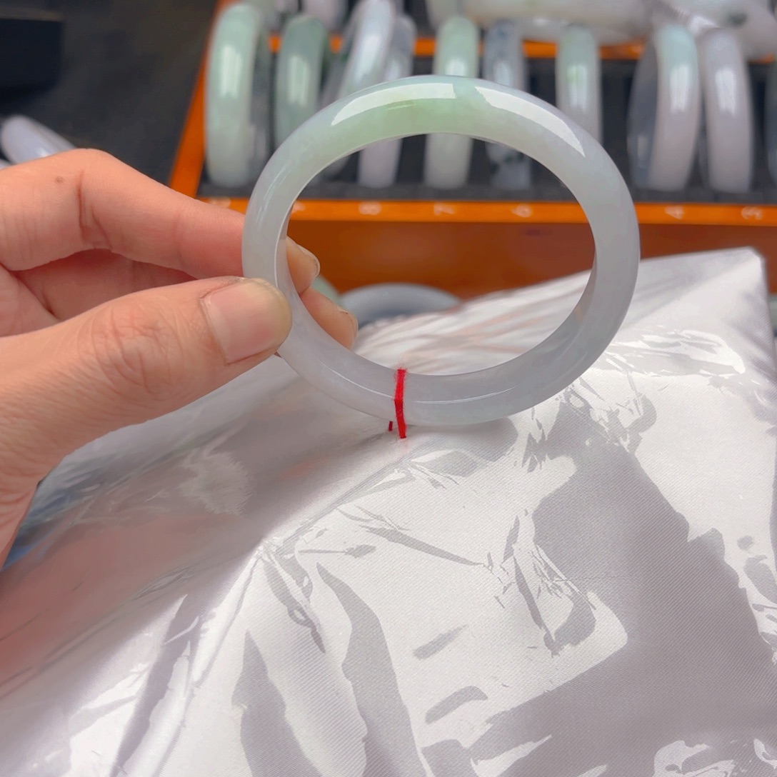 翡翠未镶嵌手镯5758. 110