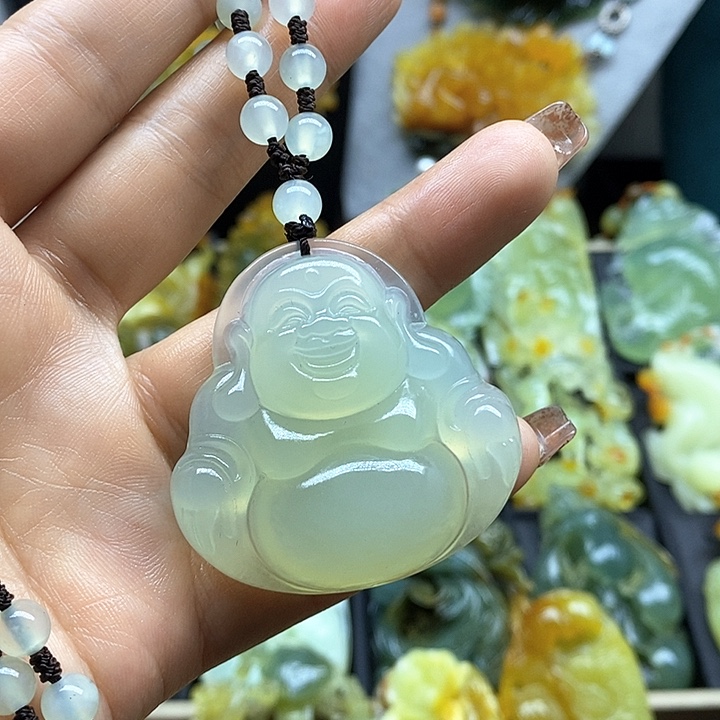 蛇纹石玉挂件未镶嵌